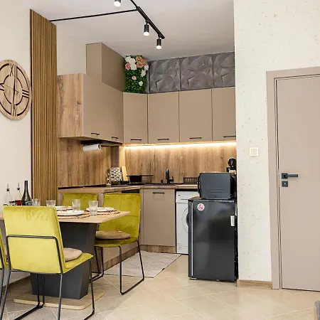 Апартаменты Stylish Flat With Free Pool Access, Bendita Mare By Flat Mаnаger *