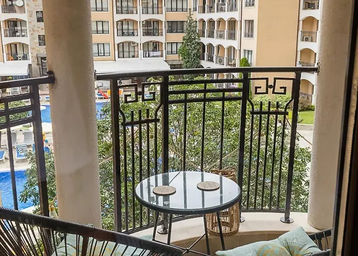 Stylish Flat With Free Pool Access, Bendita Mare By Flat Mаnаger Apartment Golden Sands